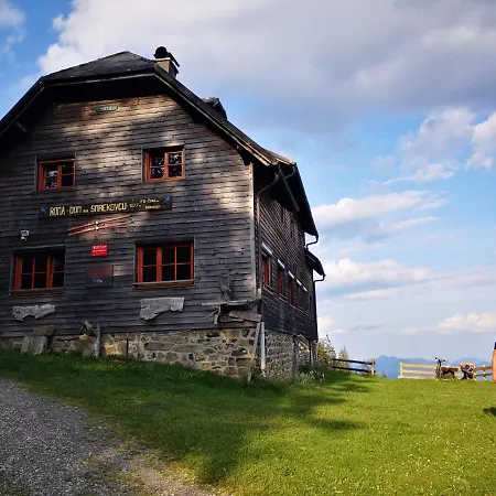 Mountain Smrekovc Lodge *